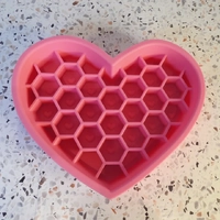 Katti Lickin Mat Heart Pink  
